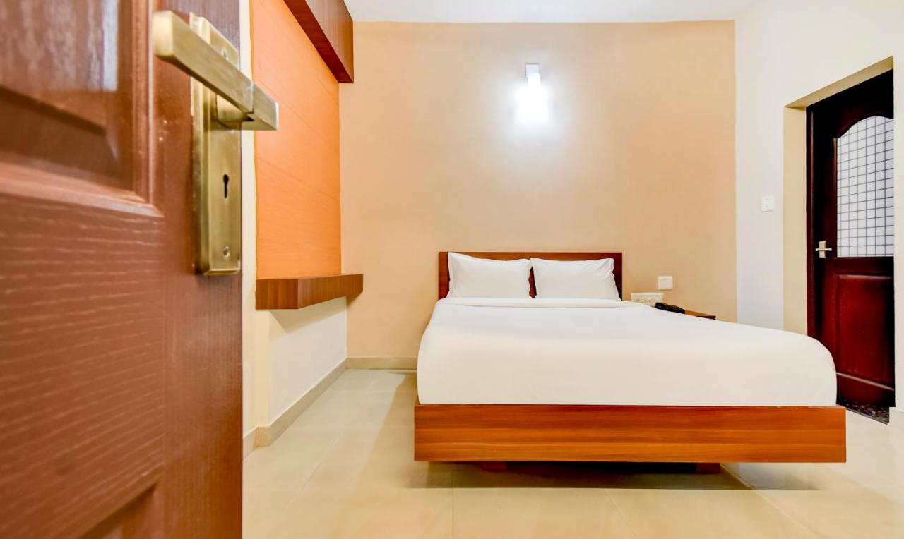 Hotel Aspire Kochi Exterior foto